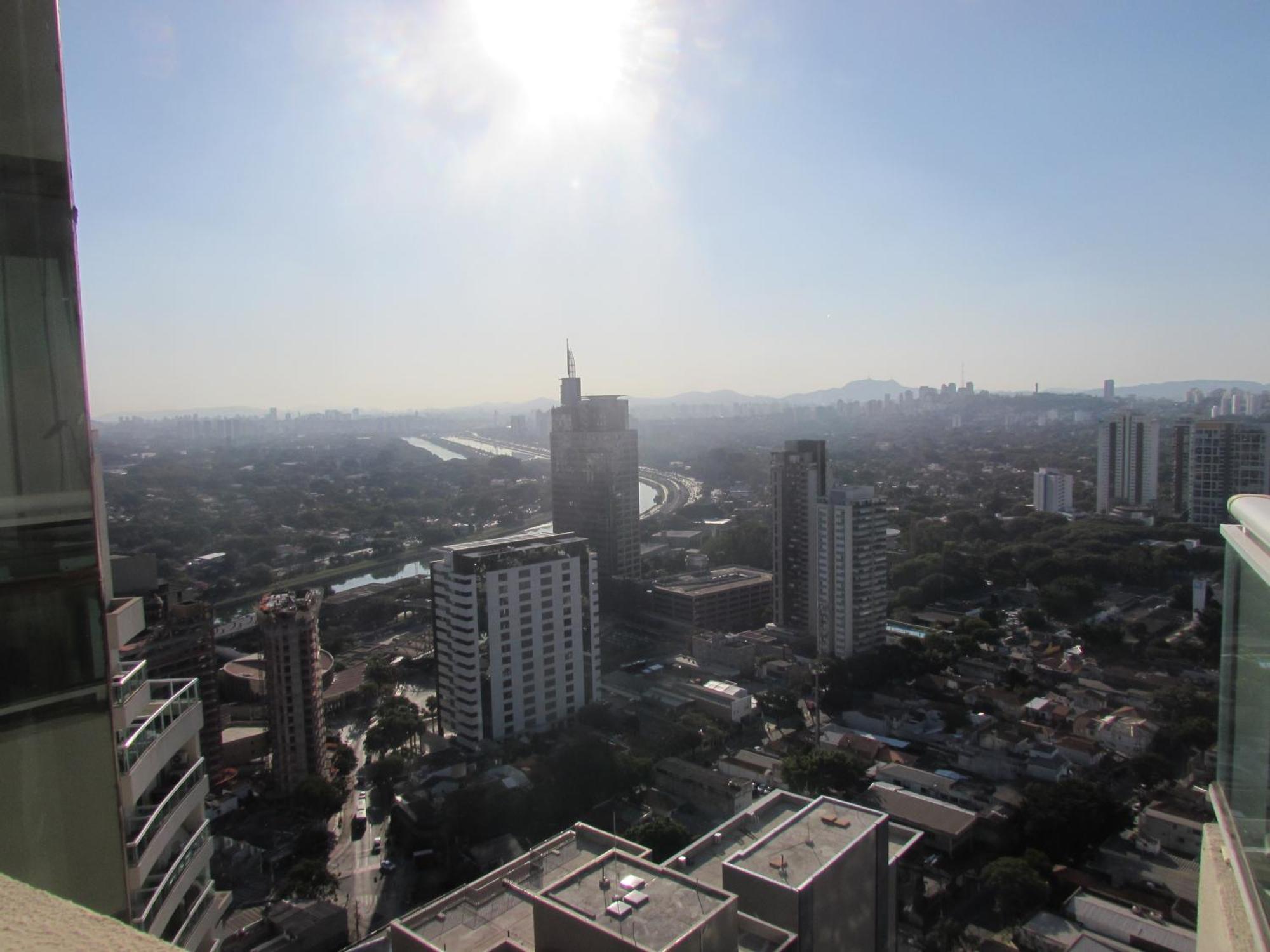 Houx , Metro Faria Lima, Pinheiros-sp Sao Paulo