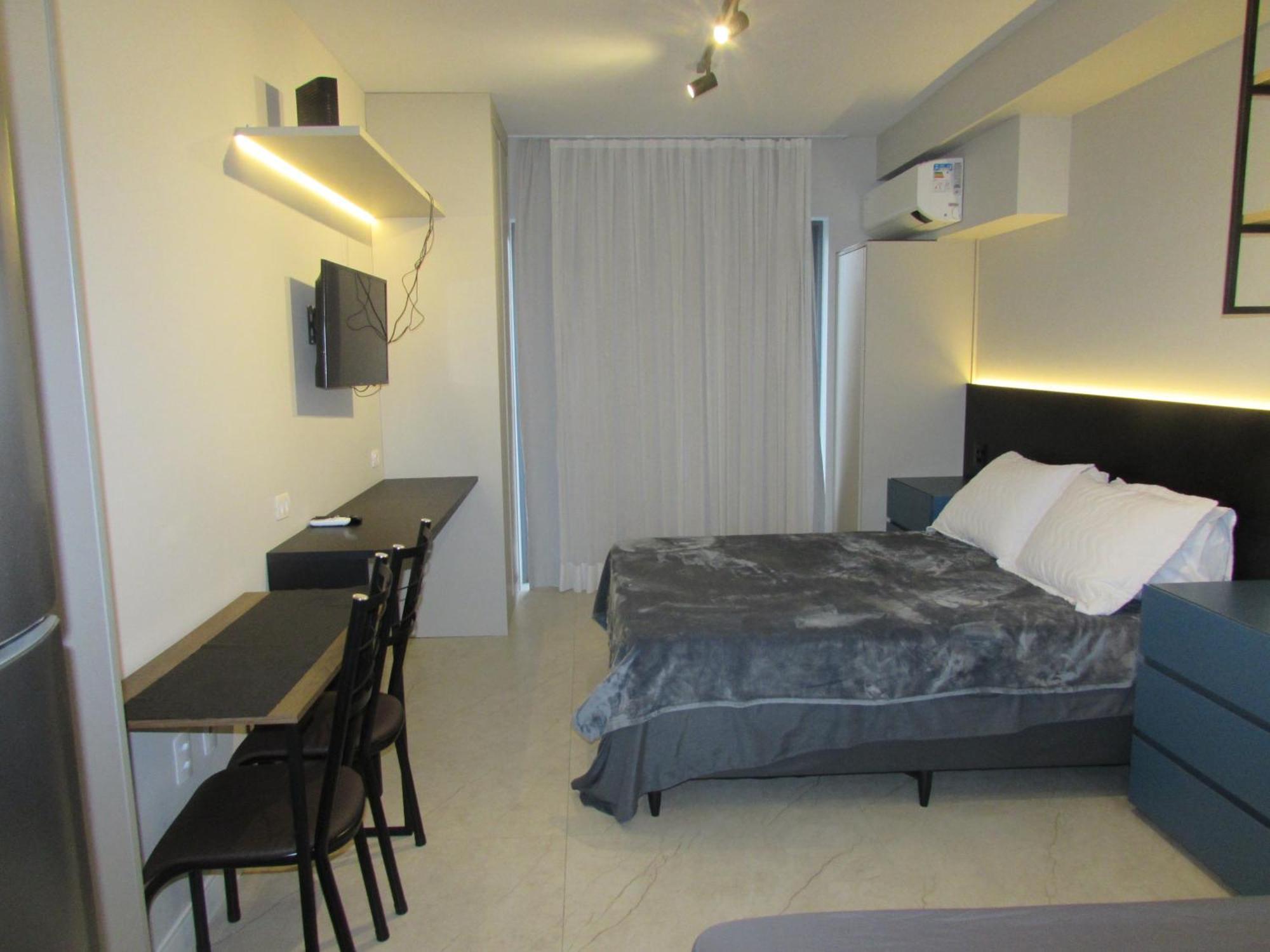 Houx , Metro Faria Lima, Pinheiros-sp Apartment *
